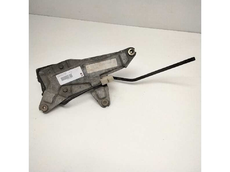 Recambio de motor limpia trasero para nissan serena (c23m) referencia OEM IAM   12254