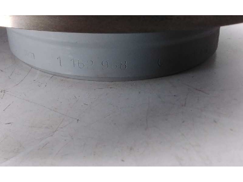 Recambio de disco freno trasero para bmw serie 1 berlina (e81/e87) referencia OEM IAM 1162968  