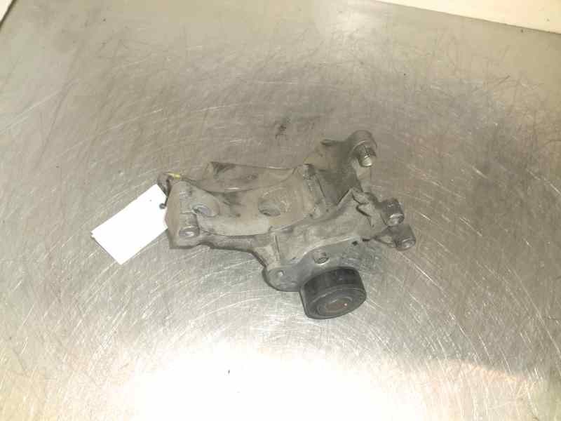 Recambio de soporte alternador para nissan kubistar (x76) 1.5 dci turbodiesel cat referencia OEM IAM   