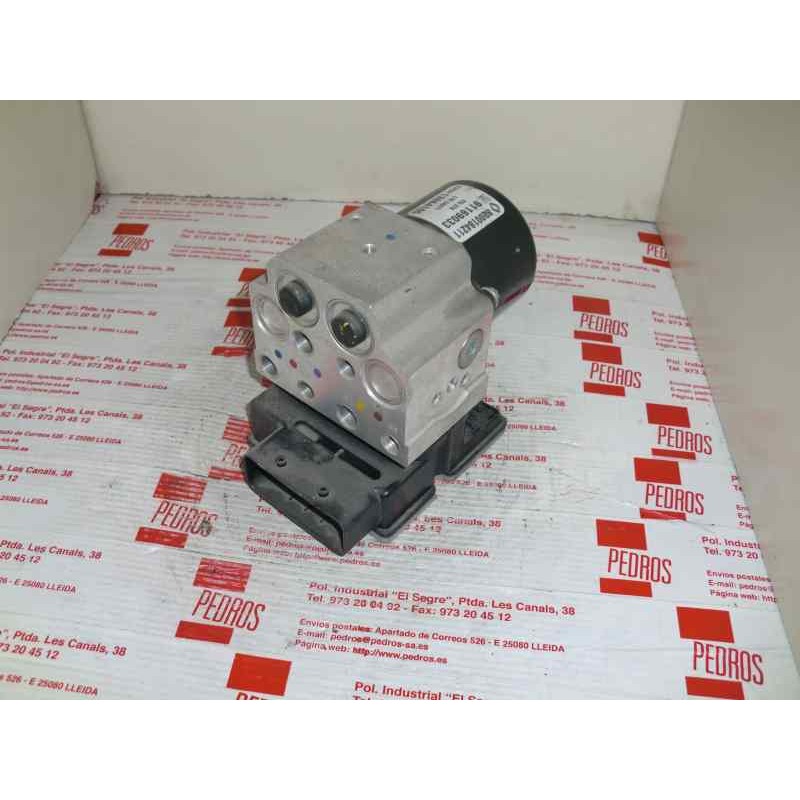 Recambio de abs para renault trafic caja cerrada (ab 4.01) 1.9 dci referencia OEM IAM 8200184211 TRW 
