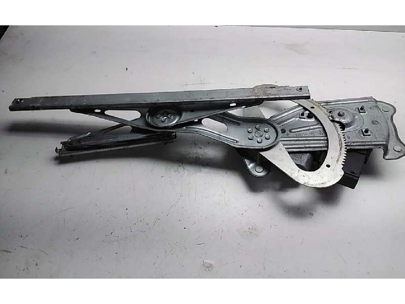 Recambio de elevalunas trasero derecho para renault scenic iii dynamique referencia OEM IAM 82730005R  