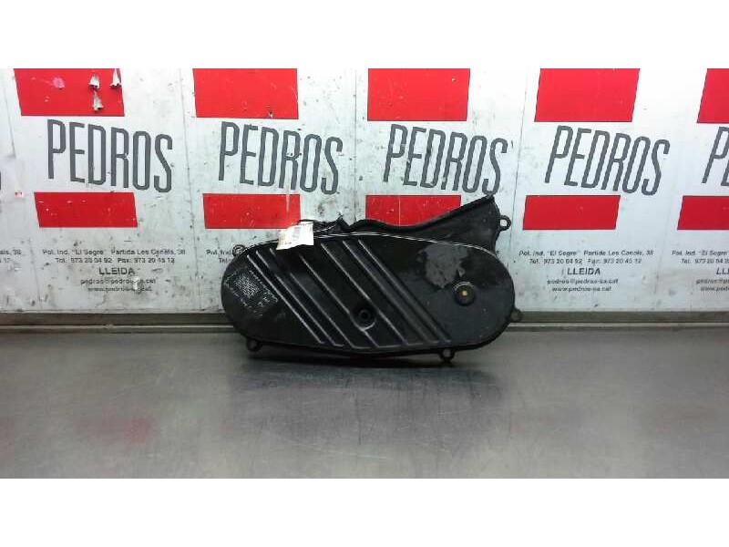 Recambio de tapa distribucion exterior para nissan serena (c23m) 2.3 diesel referencia OEM IAM   12252