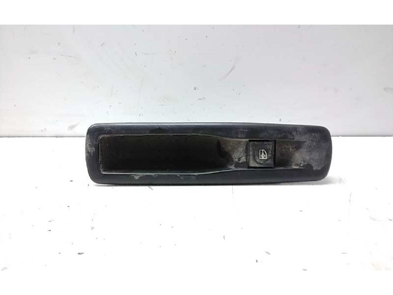 Recambio de mando elevalunas trasero derecho para renault scenic iii dynamique referencia OEM IAM 829500004R  