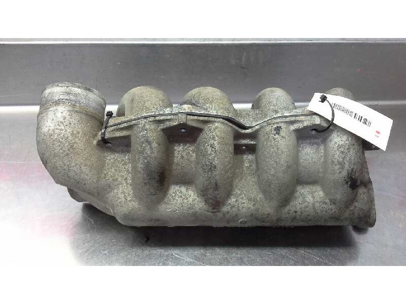 Recambio de colector admision para nissan serena (c23m) 2.3 diesel referencia OEM IAM 140039C640  12252