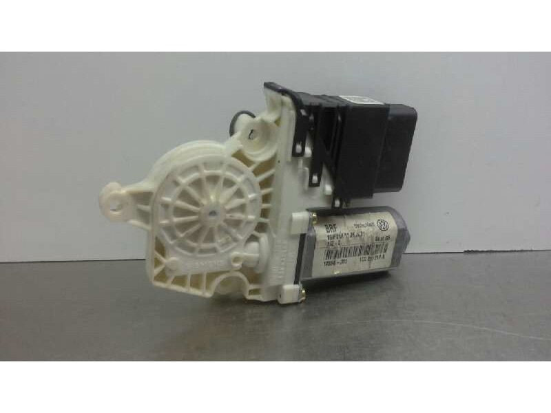 Recambio de motor elevalunas trasero izquierdo para seat leon (1m1) signo referencia OEM IAM 1C0959811A  