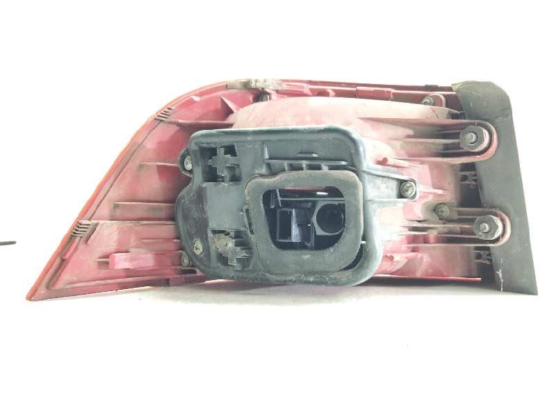 Recambio de piloto trasero derecho para volkswagen passat variant (365) 1.6 tdi dpf referencia OEM IAM 3AF945096C  