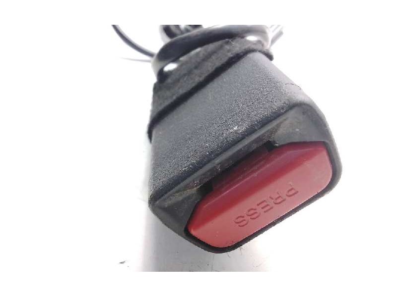 Recambio de enganche delantero izquierdo para mazda cx-30 referencia OEM IAM DGJJ157680L  