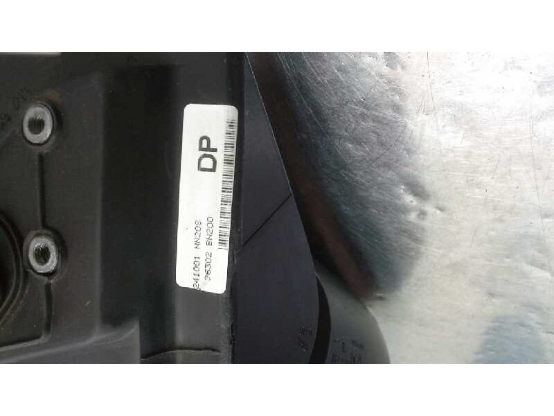 Recambio de retrovisor izquierdo para nissan almera (n16/e) luxury (a,i,e) referencia OEM IAM 241001  