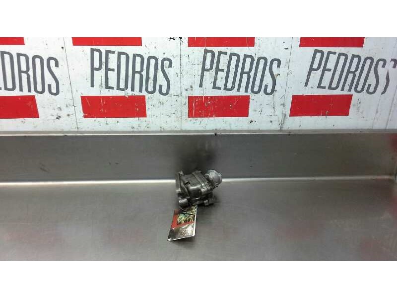 Recambio de caja termostato para volvo s60 berlina d5 referencia OEM IAM 30650022  