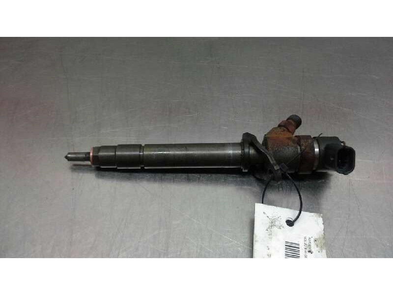 Recambio de inyector para volvo s60 berlina d5 referencia OEM IAM 0445110078  