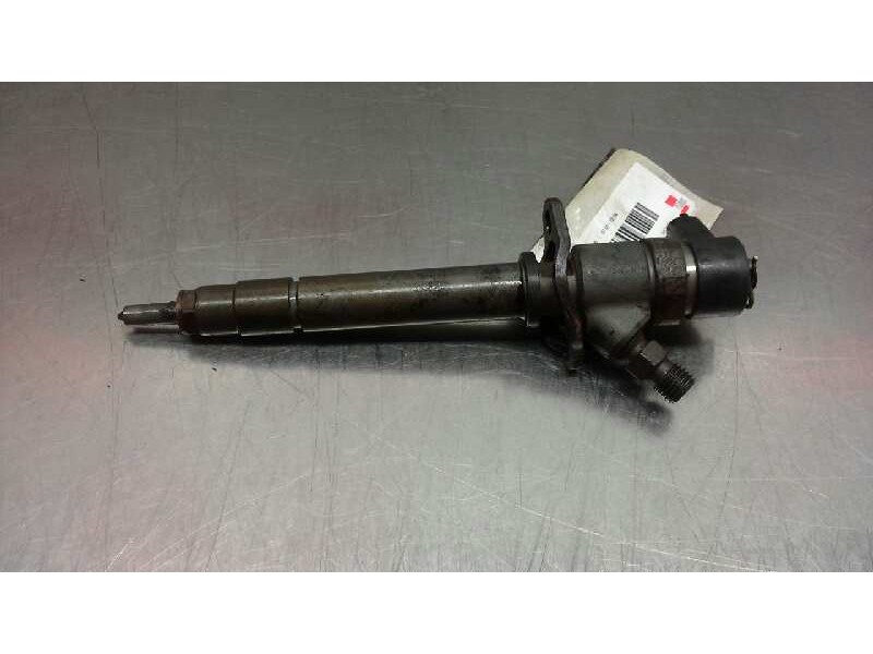 Recambio de inyector para volvo s60 berlina d5 referencia OEM IAM 0445110078 8658352 2A1578M