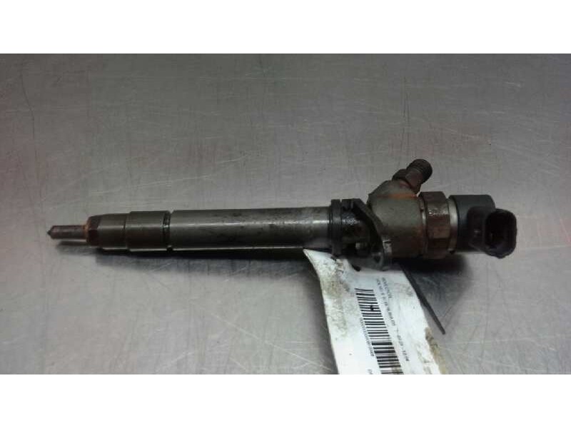 Recambio de inyector para volvo s60 berlina d5 referencia OEM IAM 0445110078  