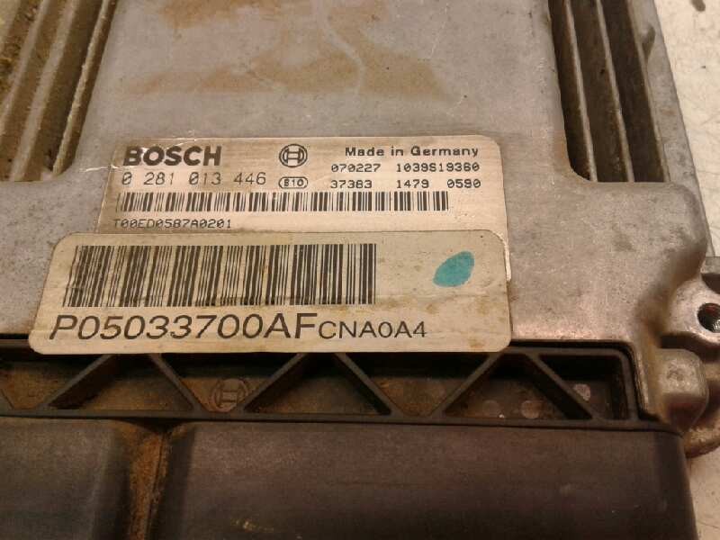 Recambio de centralita motor uce para chrysler sebring berlina 2.0 crd limited referencia OEM IAM 0281013446  