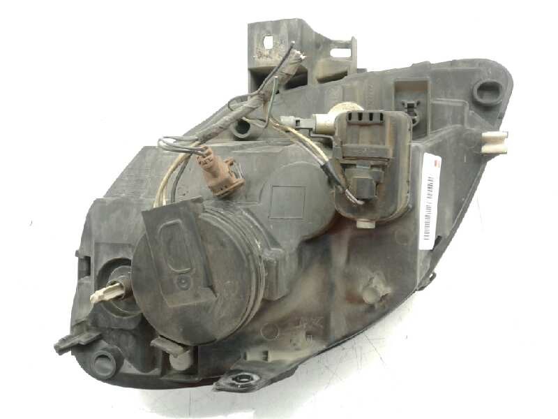 Recambio de faro derecho para renault kangoo (f/kc0) 1.9 diesel referencia OEM IAM 8200150617  