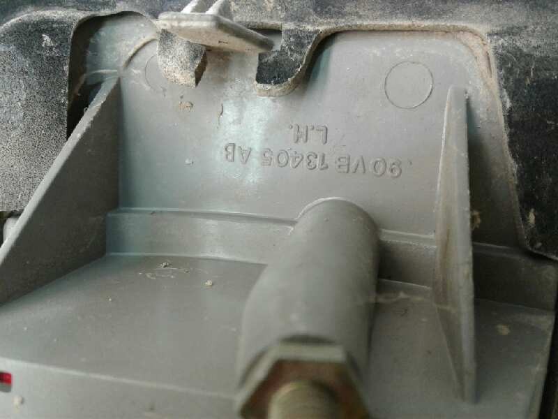 Recambio de piloto trasero izquierdo para ford fiesta courier furg. referencia OEM IAM 90VB13405AB  
