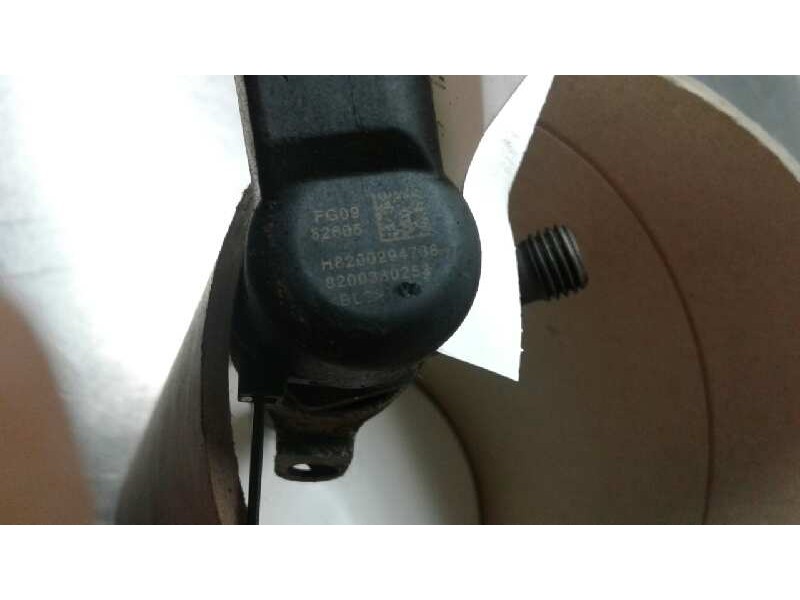 Recambio de inyector para renault scenic ii 1.5 dci diesel referencia OEM IAM 8200380253  123327