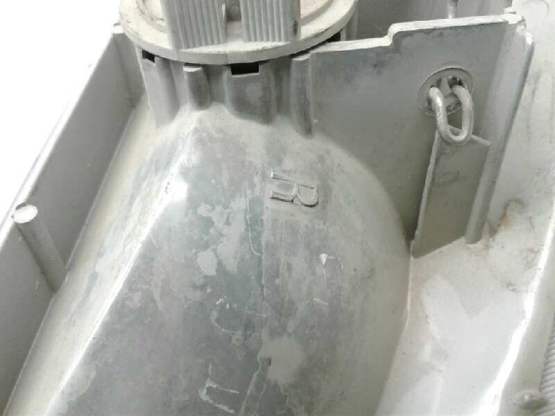 Recambio de piloto trasero derecho para ford fiesta berl./courier si referencia OEM IAM 7070864  