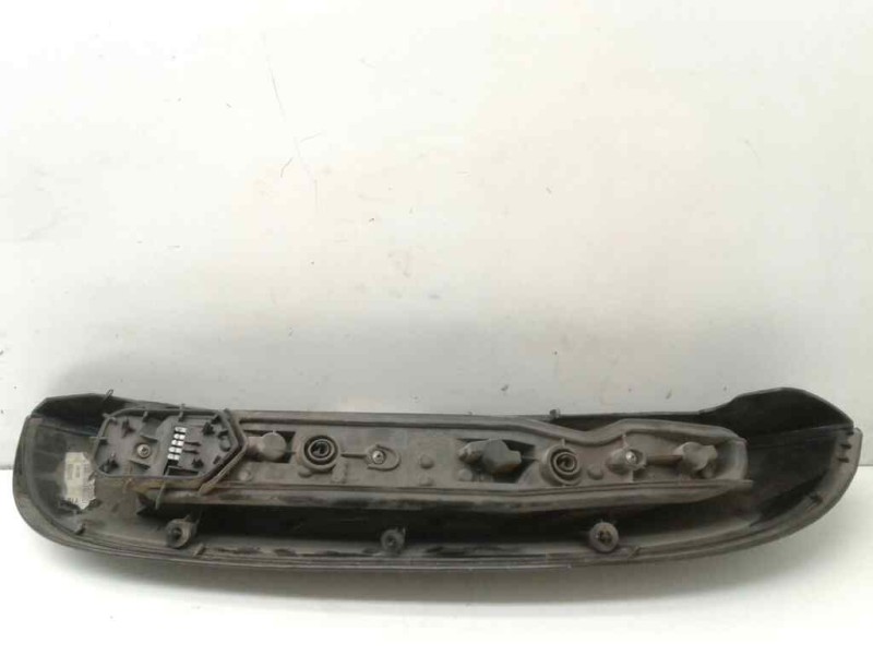 Recambio de piloto trasero izquierdo para opel corsa c 1.3 16v cdti cat (z 13 dt / ln9) referencia OEM IAM 24457235L  