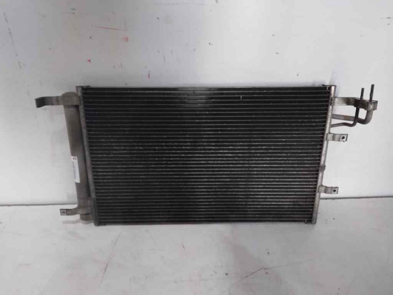 Recambio de condensador / radiador aire acondicionado para kia cerato 2.0 ex crdi berlina (4-ptas.) referencia OEM IAM 976062F00