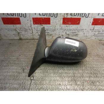 Recambio de retrovisor izquierdo para kia shuma ii 1.6 ls berlina portón referencia OEM IAM   