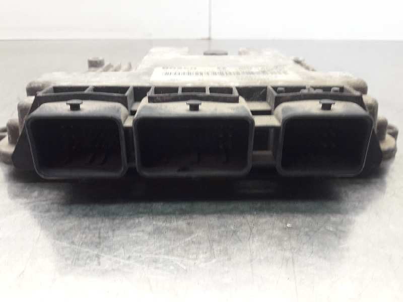 Recambio de centralita motor uce para nissan interstar (x70) 2.5 dci diesel cat referencia OEM IAM 0281011432 378 8200311550