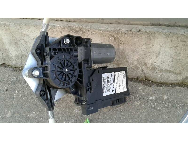 Recambio de elevalunas trasero derecho para audi a4 avant (8e) 2.5 tdi (120kw) referencia OEM IAM 8E0839462C  
