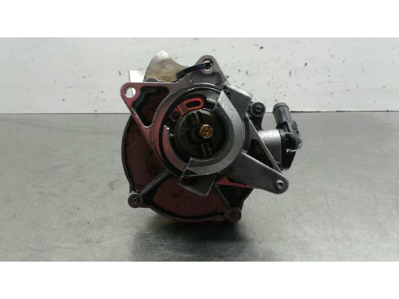 Recambio de depresor freno / bomba vacio para audi a4 avant (8e) 2.5 tdi (114kw) referencia OEM IAM 057145100C PIERBURG 