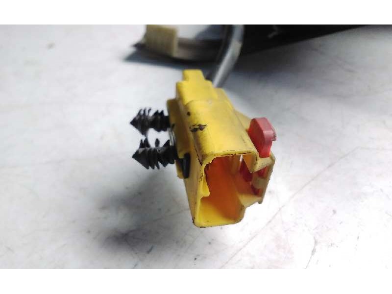 Recambio de airbag de rodilla delantero izquierdo para chrysler voyager (rg) 2.8 crd grand voyager limited referencia OEM IAM P5
