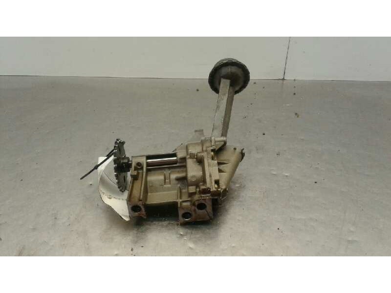 Recambio de bomba aceite para renault megane ii berlina 5p confort dynamique referencia OEM IAM B2104043  