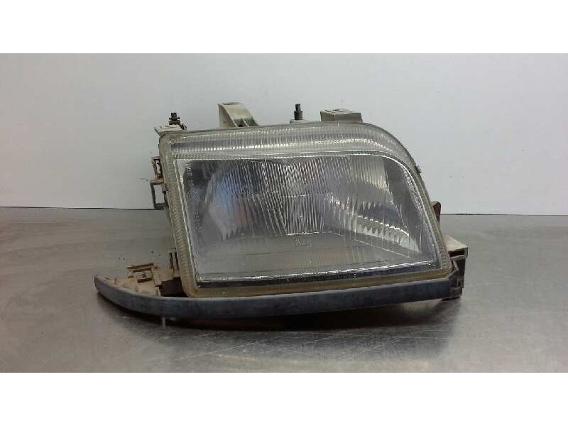 Recambio de faro derecho para renault clio i fase i+ii (b/c57) 1.2 referencia OEM IAM   