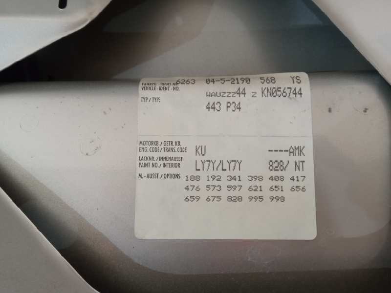 Recambio de porton trasero para audi 100 berlina (443) básico referencia OEM IAM 443827023F  