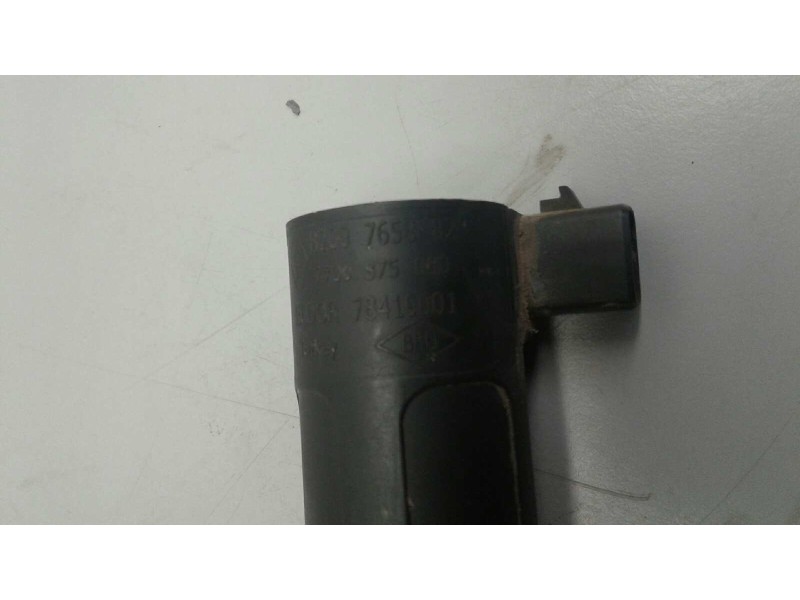 Recambio de bobina encendido para renault megane ii berlina 5p confort dynamique referencia OEM IAM 8200765882  