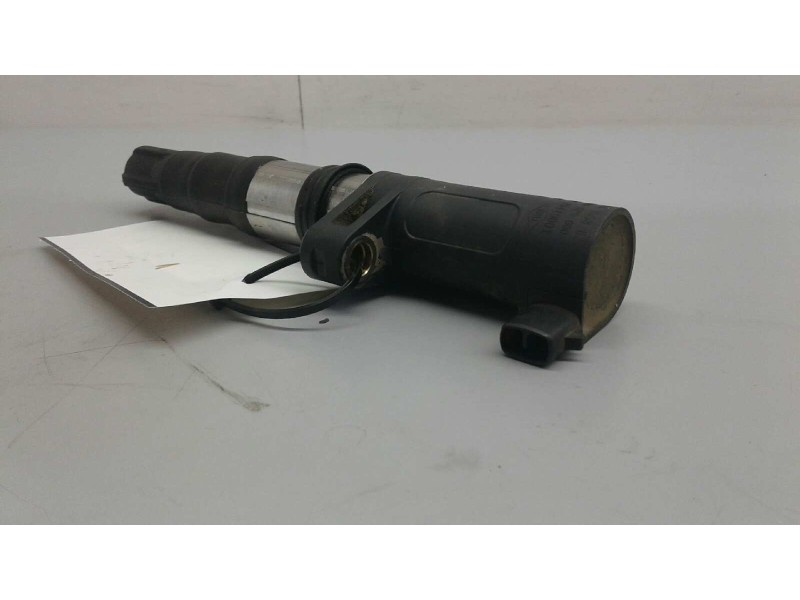 Recambio de bobina encendido para renault megane ii berlina 5p confort dynamique referencia OEM IAM 8200765882  