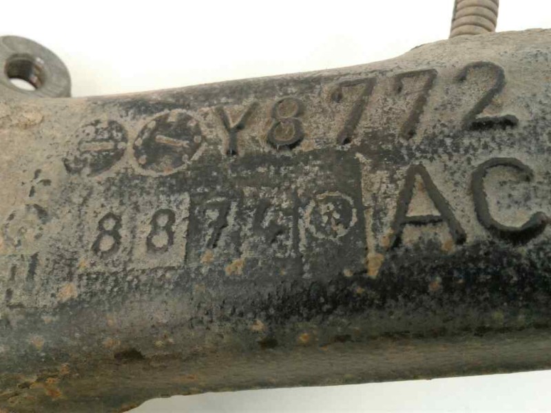 Recambio de mangueta delantera izquierda para volkswagen passat berlina (3b2) comfortline referencia OEM IAM 8D0407257 Y8772 