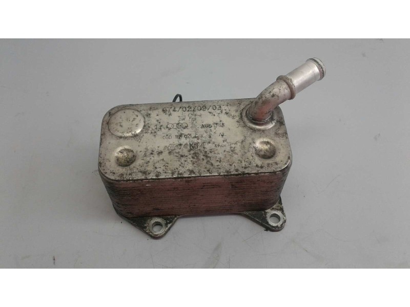 Recambio de enfriador aceite motor para audi a3 (8p) 2.0 fsi ambition referencia OEM IAM 06D117021C  