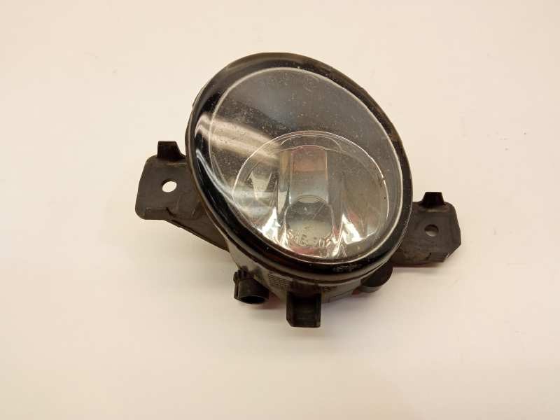 Recambio de faro antiniebla derecho para renault clio ii fase ii (b/cb0) 1.5 dci diesel referencia OEM IAM   