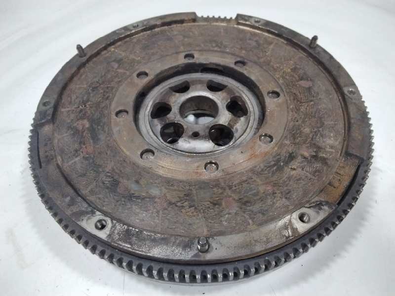 Recambio de volante motor para skoda yeti 2.0 tdi referencia OEM IAM 0622940015  