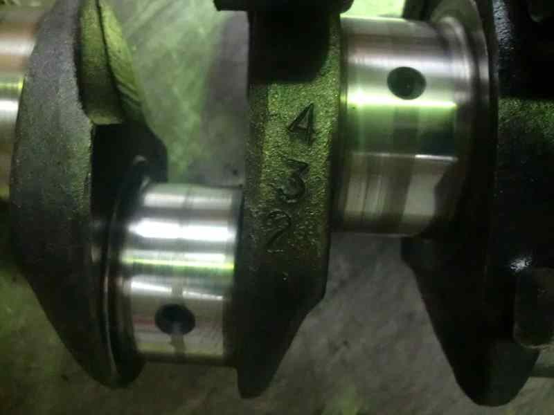 Recambio de cigueñal para citroen c 25 caja cerrada 2.5 diesel (u25) referencia OEM IAM 432  