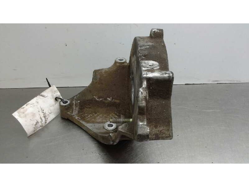 Recambio de soporte bomba inyeccion para peugeot partner (s2) 2.0 hdi cat referencia OEM IAM 96389217  