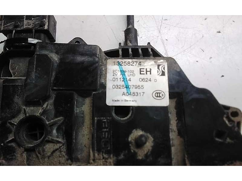 Recambio de cerradura puerta delantera derecha para opel meriva b excellence referencia OEM IAM 13258274  