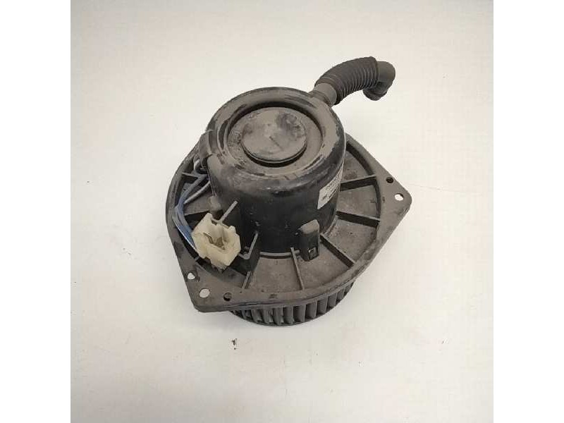 Recambio de motor calefaccion para nissan vanette cargo referencia OEM IAM 0130111154  