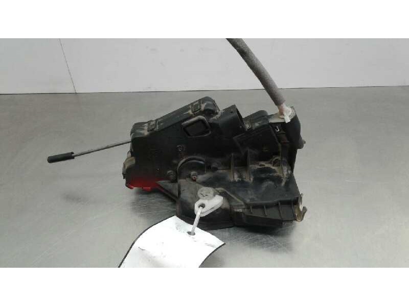 Recambio de cerradura puerta delantera derecha para bmw serie 3 berlina (e46) 330d referencia OEM IAM   
