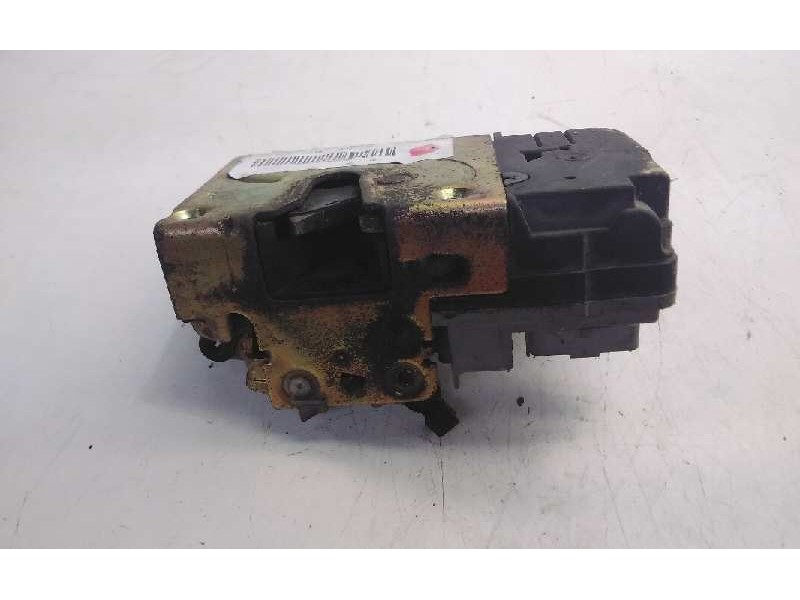 Recambio de cerradura puerta delantera derecha para peugeot 206 berlina xs referencia OEM IAM 9136J1  