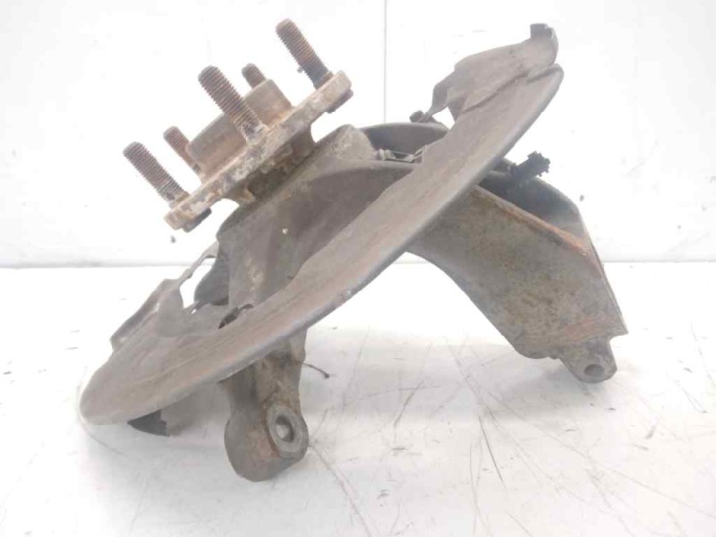 Recambio de mangueta delantera izquierda para volvo v50 familiar 2.0 d kinetic referencia OEM IAM   