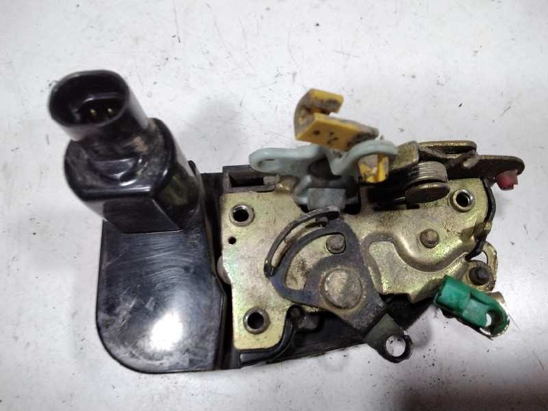 Recambio de cerradura puerta delantera izquierda para chrysler voyager (gs) 2.5 td se referencia OEM IAM 04675585  