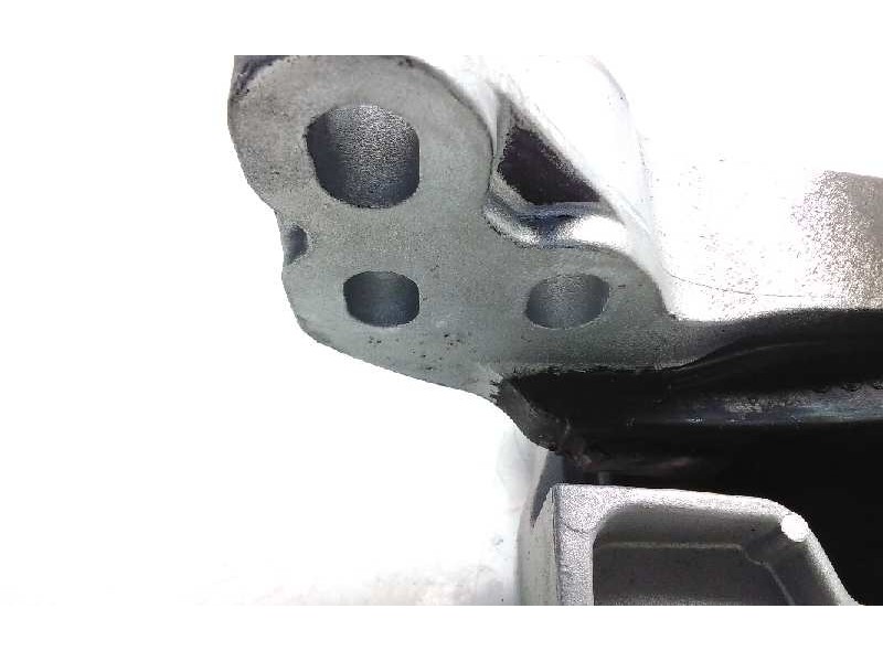 Recambio de soporte motor para mazda cx-30 referencia OEM IAM   