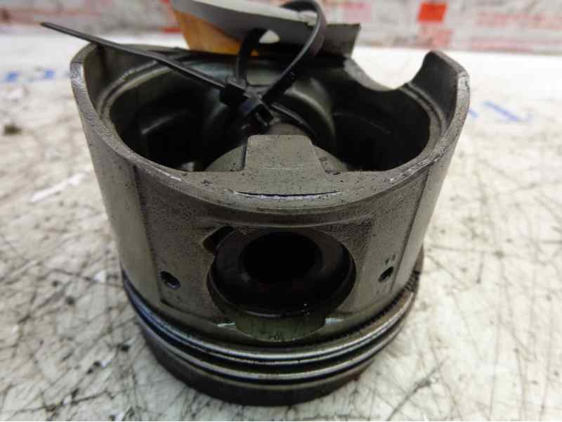 Recambio de piston para opel astra f berlina 1.7 turbodiesel cat (x 17 dtl / 2h8) referencia OEM IAM   