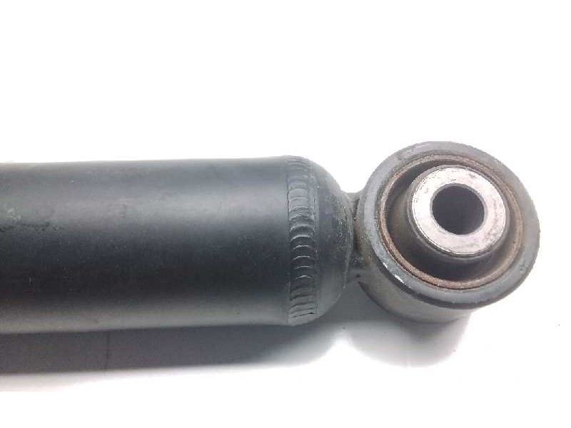 Recambio de amortiguador trasero derecho para mazda cx-30 referencia OEM IAM DGK928700  