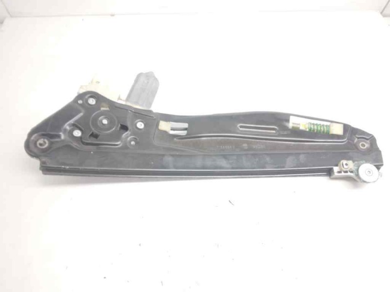 Recambio de elevalunas trasero derecho para bmw serie 7 (e65/e66) 730d referencia OEM IAM 7138864E  