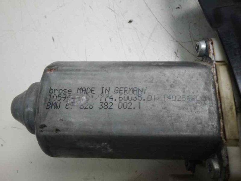 Recambio de elevalunas trasero derecho para bmw serie 7 (e65/e66) 730d referencia OEM IAM 7138864E  